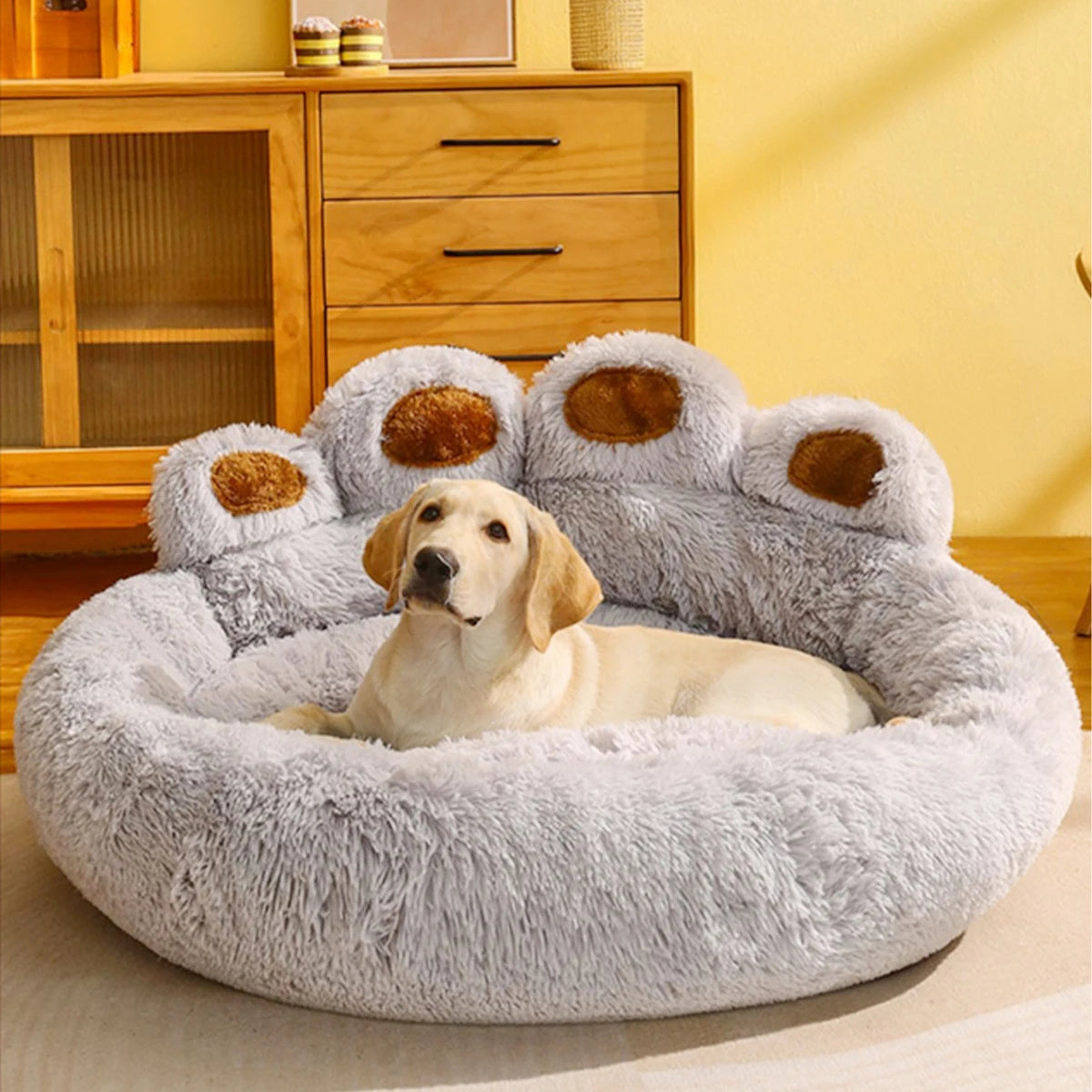 Cama para Cachorro e Gato Pelúcida em Formato de Pata - Conforto Aconchegante